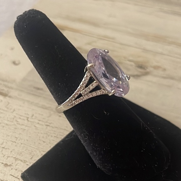 Sparkling Statement Ring. - Picture 6 of 8